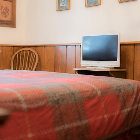 קורטינה ד'אמפזו Casa Vacanze 5 Torri מראה חיצוני תמונה