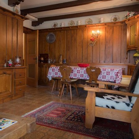 קורטינה ד'אמפזו Casa Vacanze 5 Torri מראה חיצוני תמונה