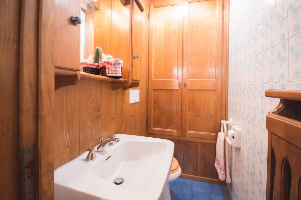 קורטינה ד'אמפזו Casa Vacanze 5 Torri מראה חיצוני תמונה